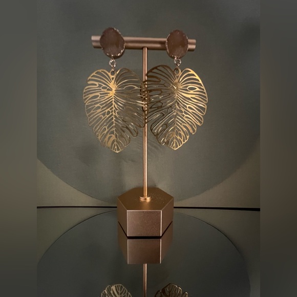 Elegant Gold Monstera Leaf Dangle Earrings - Trendy Boho Chic Leaf Earrings - Picture 9 of 16